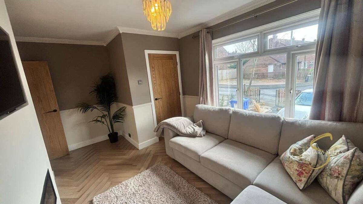 Stylish 2Bed - Manchester - Free Parking Hyde Esterno foto